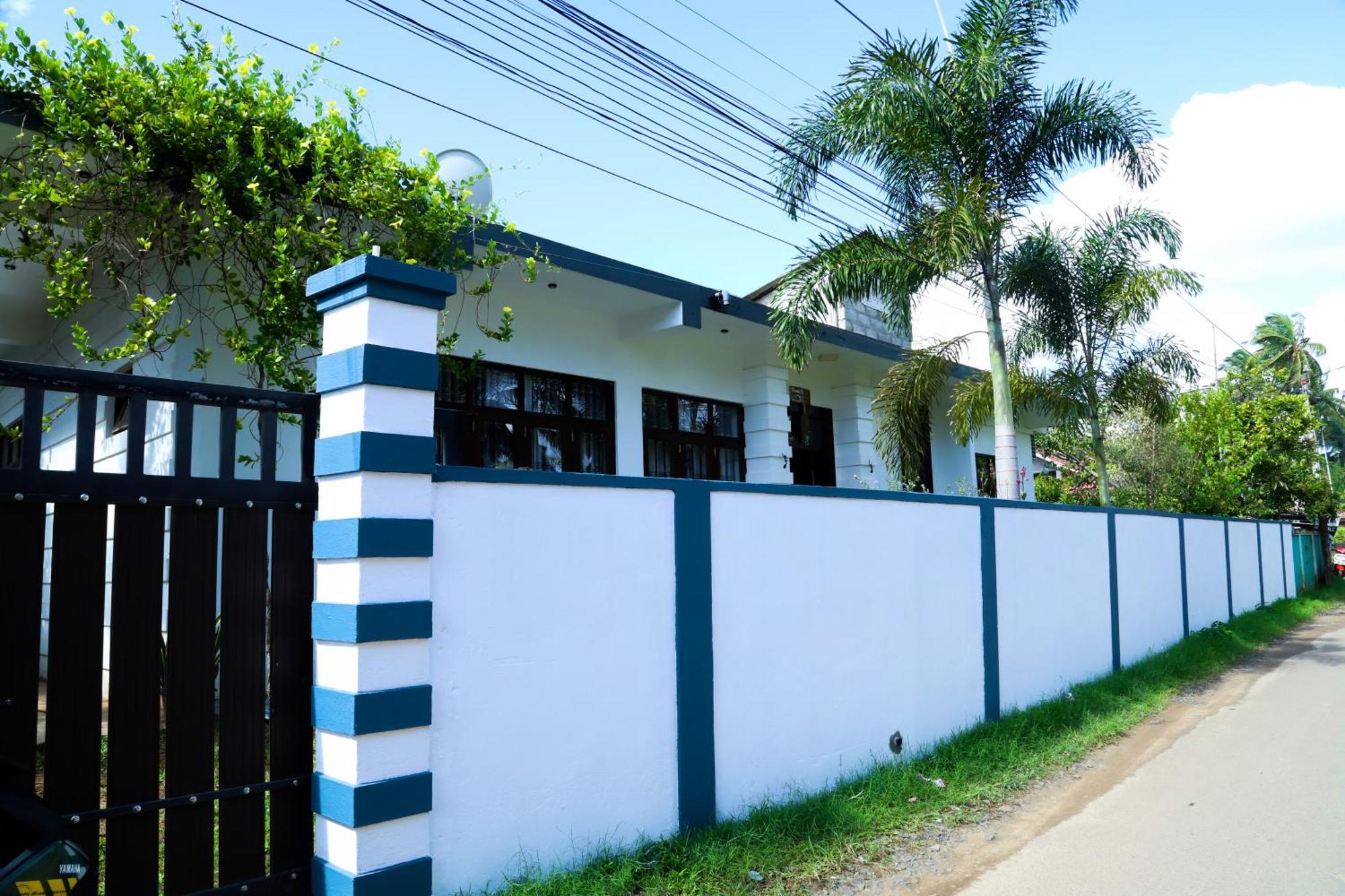 One 8 Mirissa Apartment Exterior photo